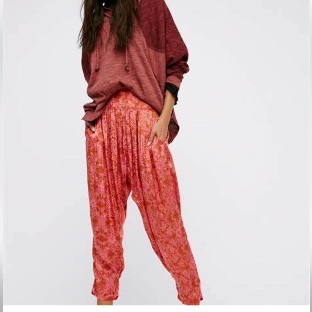 Free People Casablanca Print Harem Pants Dusty Papaya Size small